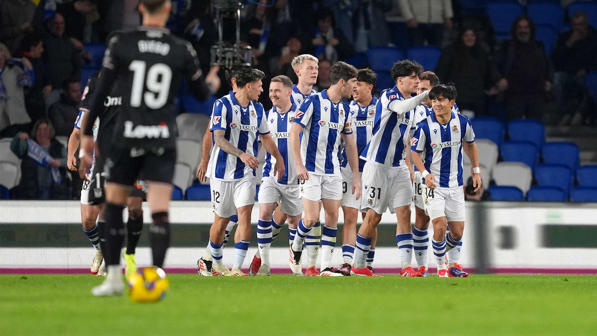 背後的原因 背後的原因